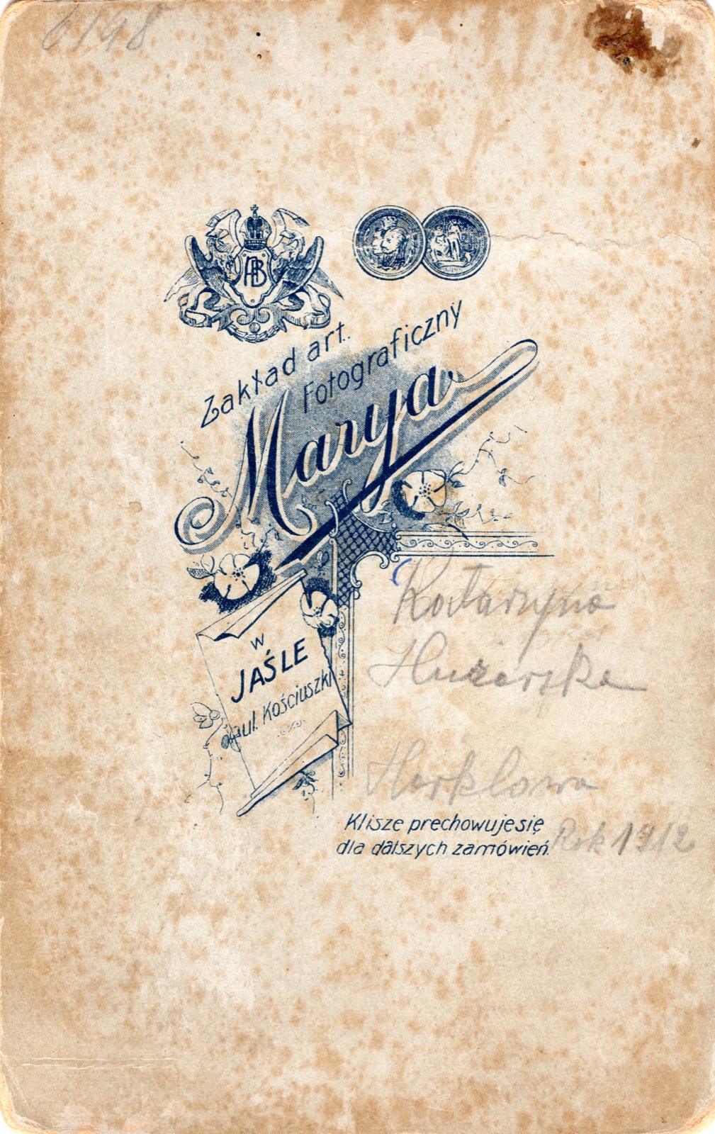Odwrocie karty: całopostaciowy portret kobiety (Katarzyna z Harklowej, 1912)