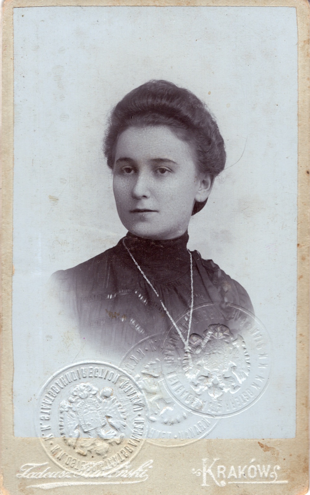 karta tożsamości c.k. Kolei Państwowych ze zdjęciem kobiety, datowana 3 XI 1914