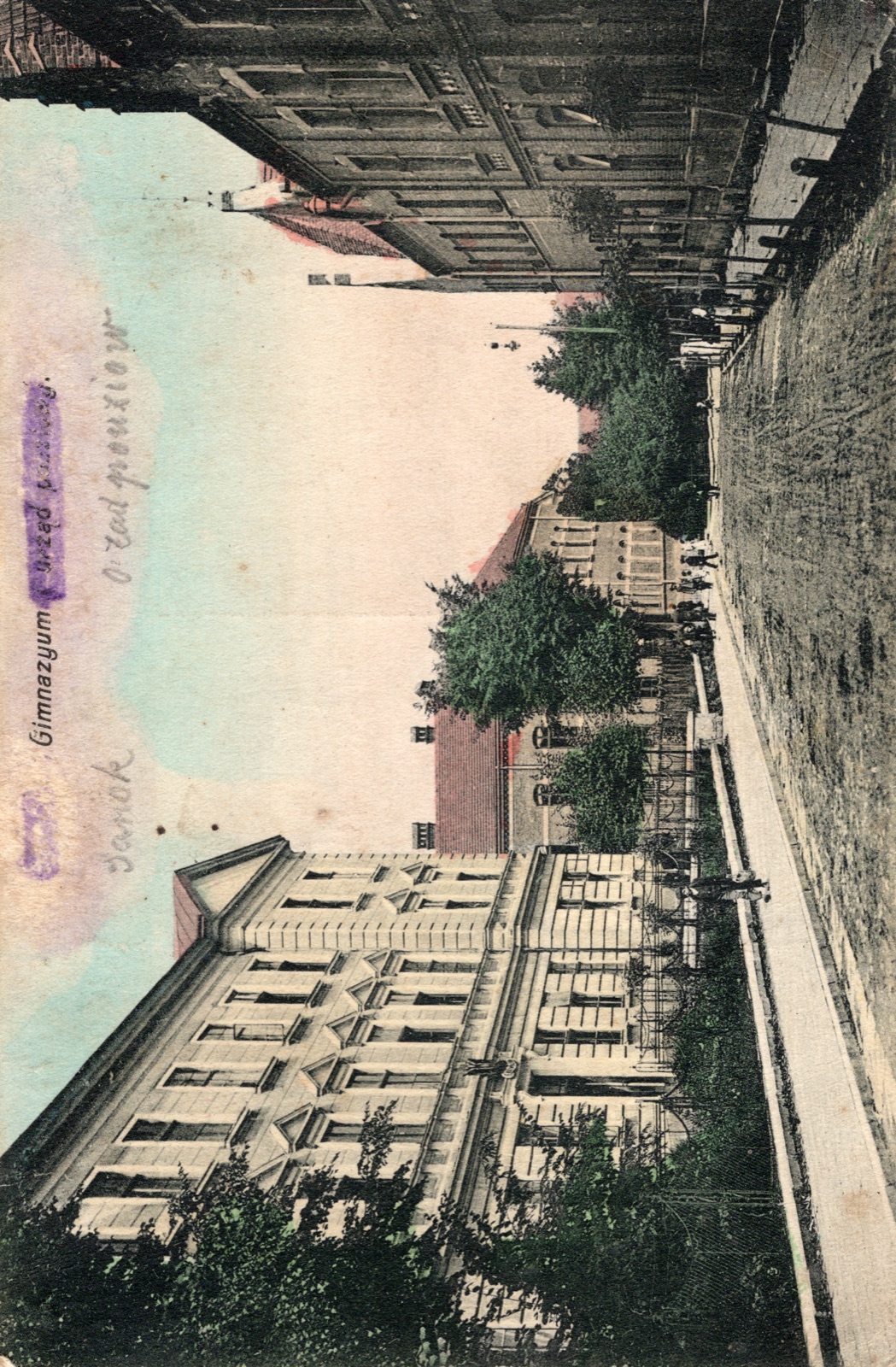 Gimnazjum i Urząd podatkowy (widok kolorowany); nakł. Kram T.S.L. (nr 1727a/2809); FELDPOST I wojny do Temeszwaru (Węgry)