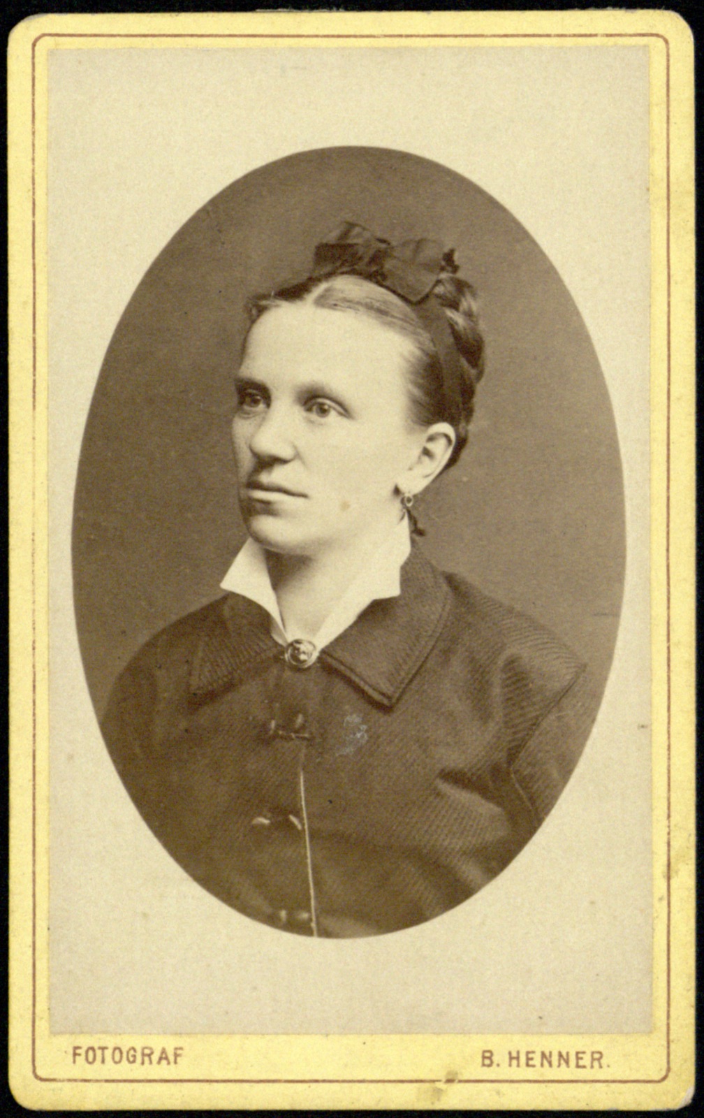 portret kobiety (wizytówka, ok. 1878–1885)