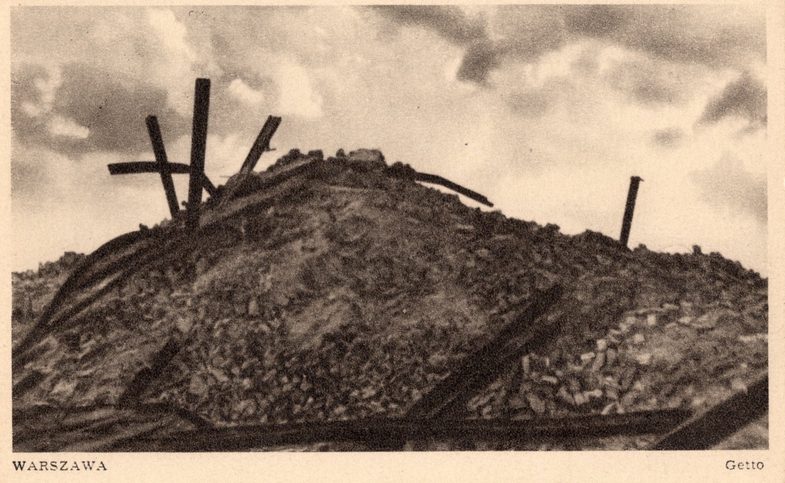 Gruzowisko getta — fot. J. Bułhak i Syn