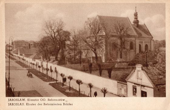 Zespół klasztorny Reformatów w sepii