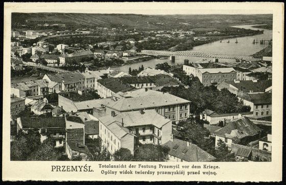 Twierdza sfotografowana przed wojną