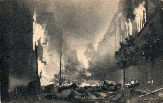 Płonąca Marszałkowska w ujęciu Chruściela